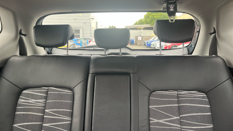 Kia Venga 1.6 4 5dr Auto [6] Petrol Hatchback